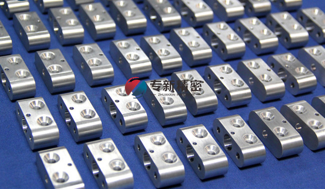 不鏽鋼小批量CNC手板模型加工